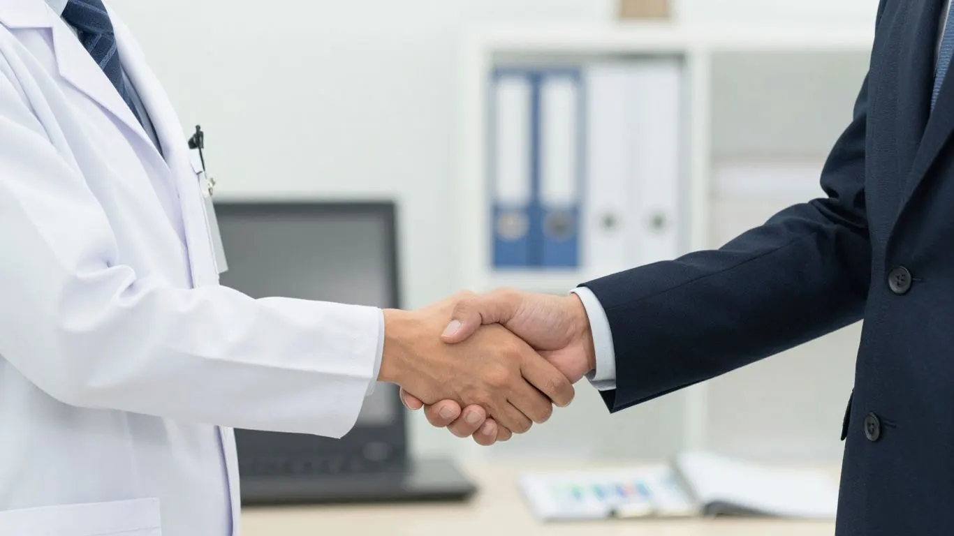 Cover image for Finding the Right CPA for Doctors: Essential Tips for Medical Professionals